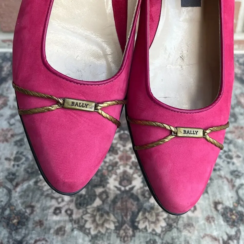 Vtg BALLY Megan II / Women's 8 M / Hot Pink Suede Flats Gold Logo Italy